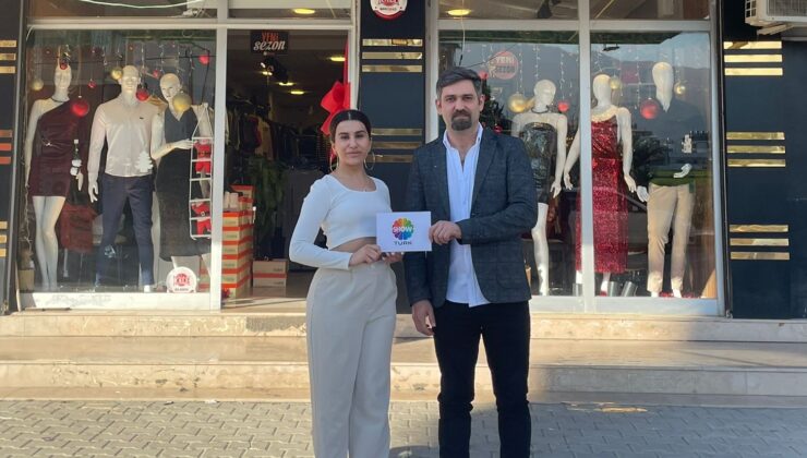 Arsuz’un Moda Rüzgarı  Demir Giyim, Kalite ve Şıklığı Bir Araya Getiriyor