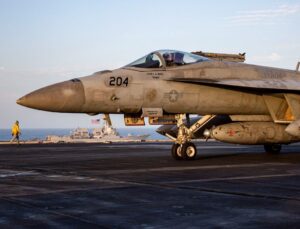 ABD’nin Orta Doğu’ya askeri sevkiyatı yeniden hızlandı