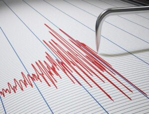 Akdeniz açıklarında 4.7 büyüklüğünde deprem meydana geldi