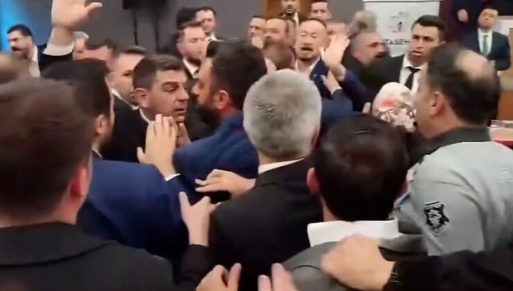 Ataşehir’de belediye başkan vekilliği seçiminde ortalık karıştı