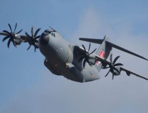 Belçika’ya ait askeri uçağa Haiti’de ateş açıldı