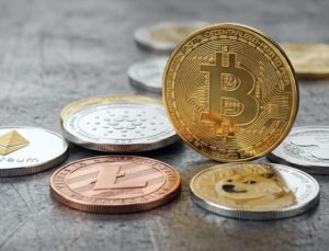 Bitcoin küresel risk iştahıyla 74 bin doların üzerine çıktı