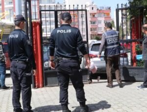 Bursa’da okullardaki saldırılara ilişkin paylaşım yapan 2 kişi tutuklandı