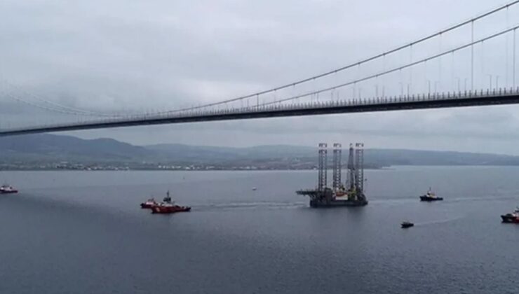 Çanakkale Boğazı seyir hızı düşük gemi nedeniyle çift yönlü trafiğe kapatıldı