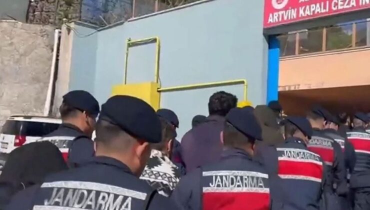 “Avukatız” dediler, milyonları topladılar