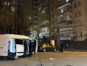 Eşi ve kızını vurdu, çayını içtikten sonra kendini ihbar etti