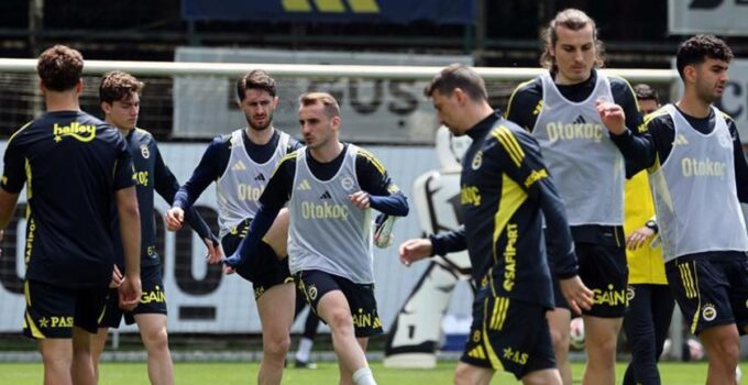 Fenerbahçe’de yıldız oyuncu takıma döndü