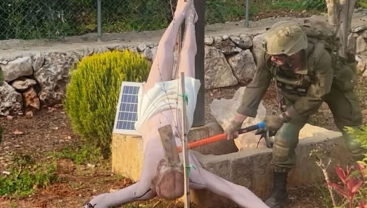 İsrail askeri İsa heykeline balta ile saldırdı