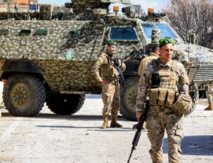 İsrail basını yazdı: İsrail askerleri Lübnan’daki ev ve dükkanları yağmaladı