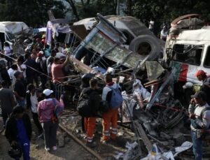 Kolombiya’da bombalı saldırıda 14 kişi öldü, 38 kişi yaralandı