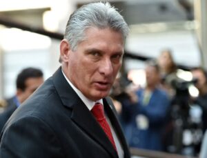 Küba lideri Canel, ABD’nin askeri saldırısının ihtimal dahilinde olduğunu söyledi