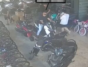 Manavgat’ta eski başkanın rüşvet parası motosikletle taşınmış