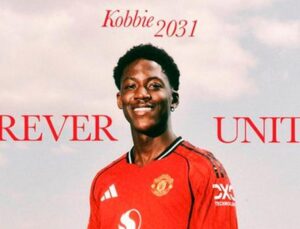 Manchester United, Kobbie Mainoo ile sözleşme tazeledi