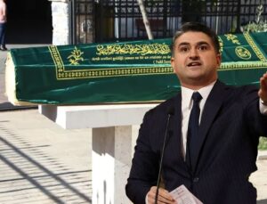 Vahim iddia: İskan alamayan müteahhit, Onursal Adıgüzel’in katıldığı cenazeyi basmış