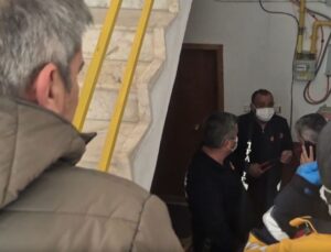Yalnız yaşayan yaşlı adam evinde ölü bulundu