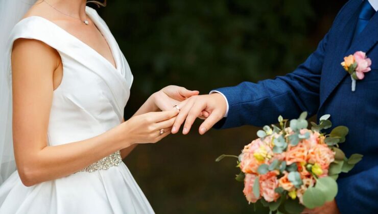 <a href="/finans/">FİNANS</a>