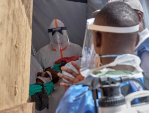 Afrika Cdc: Çin’in Ebola ile Mücadeleye Verdiği Desteği Takdirle Karşılıyoruz