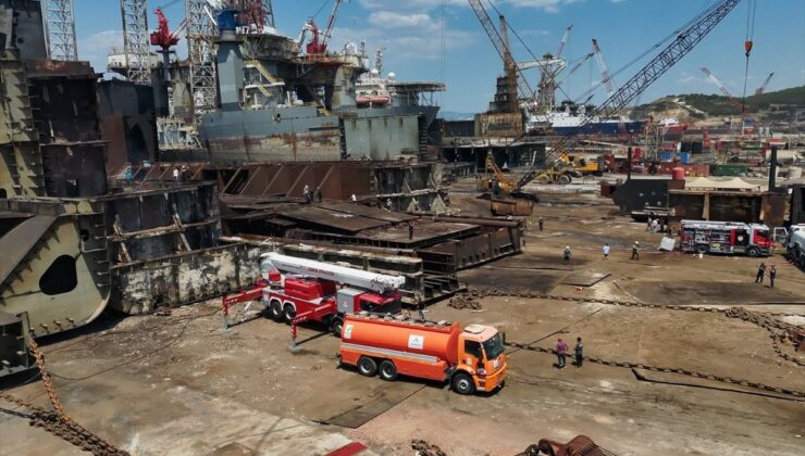 Aliağa’da tanker gemisinde yangın söndürüldü