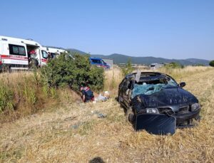 Amasya’da Otomobil Şarampole Devrildi: 5 Yaralı