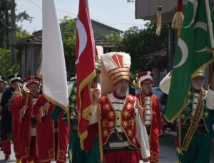 Atatürk’ün Düzce’ye gelişinin 92. yıl dönümünde köy çeşmesinden ayran akıtıldı