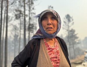 Baba ve oğlu su tankeriyle Çine’deki orman yangınına koştu
