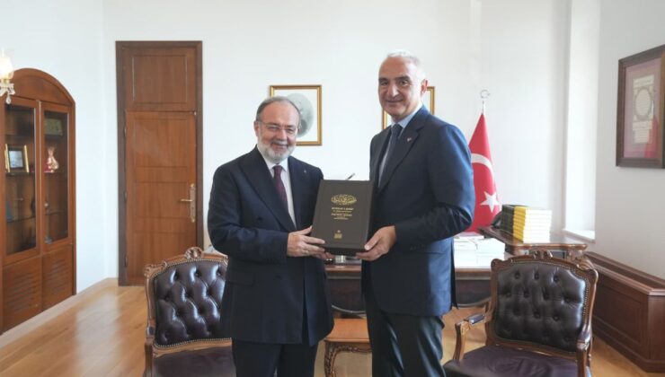 Bakan Ersoy, TİBU Rektörü Görmez ile bir araya geldi