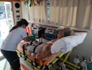 Bodrum’da 1’i yabancı uyruklu 3 kişiye deniz ambulansıyla tıbbi tahliye yapıldı
