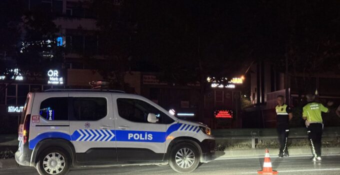 Bursa’da otomobil yayaya çarptı: 1 ağır yaralı