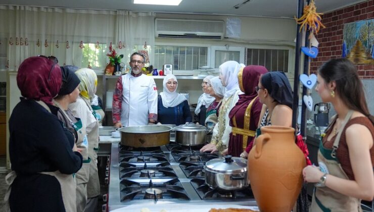Diyarbakır’da kursiyerler geleneksel yöntemlerle peynir yapımını öğreniyor
