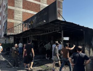 Elazığ’da iş yerinde çıkan yangında 4 kişi dumandan etkilendi
