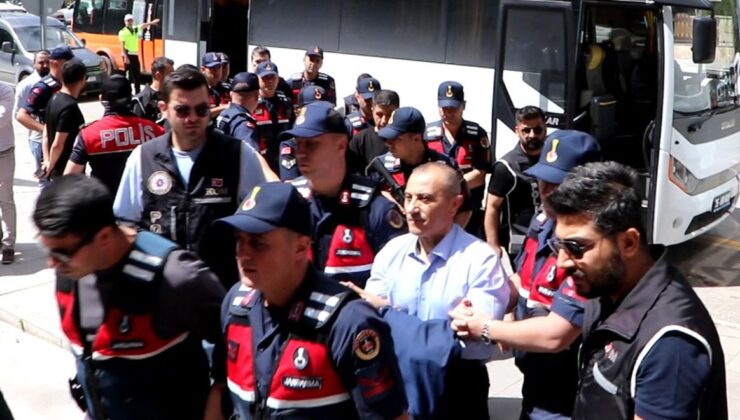 Eski Tunceli Valisi Tuncay Sonel ve 2 şüpheli Gülistan Doku soruşturması kapsamında adliyeye getirildi