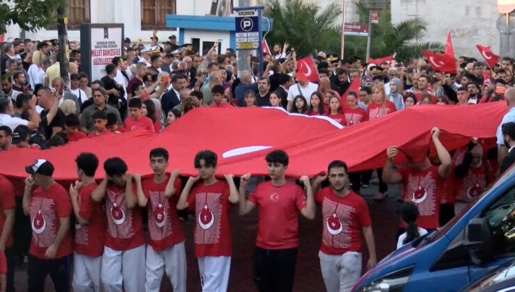 Fatih’te 15 Temmuz Demokrasi ve Milli Birlik Günü coşkuyla anıldı