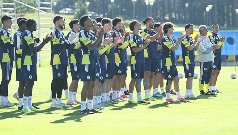 Fenerbahçede kritik gün İsmail Kartal, Şampiyonlar Ligi için kararını veriyor...