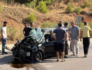 Fethiye’de otomobil kamyonetle çarpıştı: 1 ölü, 2 yaralı
