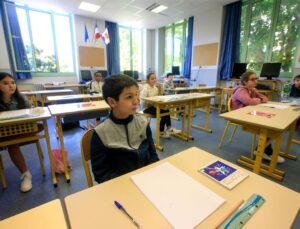 Fransa’dan 15 Yaş Altı Çocukların Sosyal Medya Erişimine Yasak