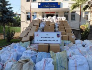 Gebze’de 5 ton kaçak tütün ele geçirildi
