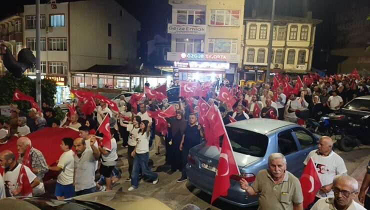 Gerze’de 15 Temmuz anma yürüyüşü