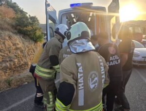 Hatay’da iki otomobil çarpıştı: 6 yaralı