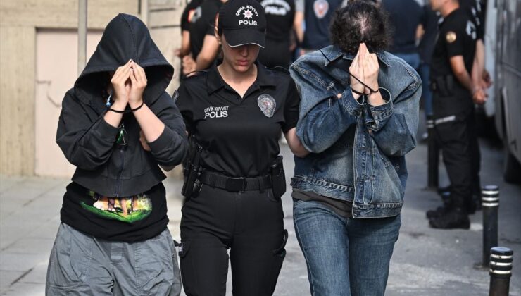 İstanbul’da uluslararası forex dolandırıcılığı operasyonunda yakalanan 54 şüpheli adliyede