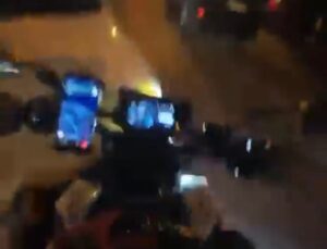 Kartal’da motosikletle otomobillin kafa kafaya çarpıştığı kaza kask kamerasında