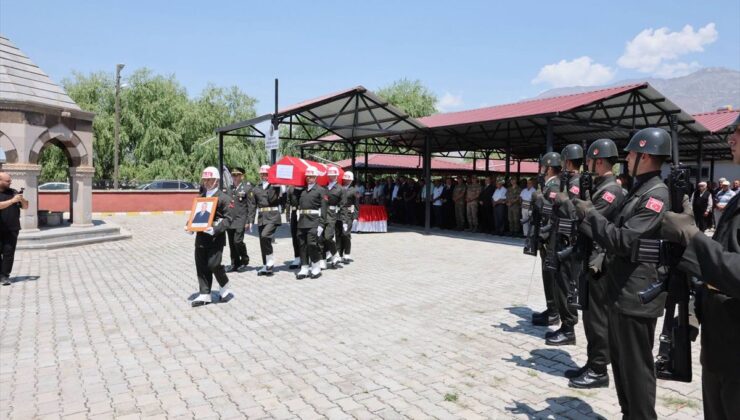 Kıbrıs gazisi Zeynal Güngör askeri törenle uğurlandı