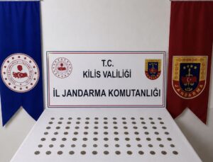 Kilis’te tarihi eser operasyonu: 107 sikke ele geçirildi