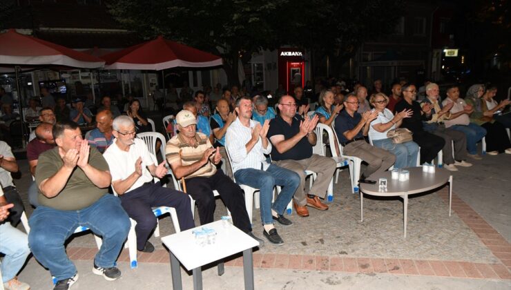 Lapseki’de 3. Şeftali Festivali’nde Üreticilere Tarım Semineri