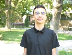 LGS’de 500 tam puan alan Mahmut’un ilk tercihi Kartal Anadolu İmam Hatip Lisesi oldu