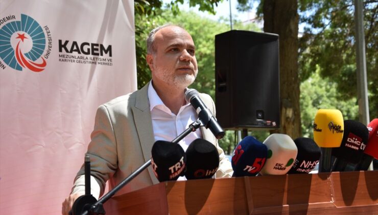 Niğde Ömer Halisdemir Üniversitesinin 30 yıl önceki mezunları buluştu