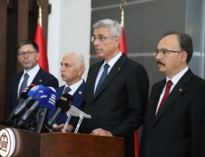 Sağlık Bakanı Memişoğlu, Siirt’te konuştu: