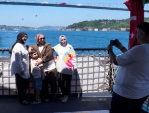 Şehit aileleri ve gazilere Boğaz turu