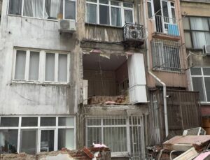 Şişli’de bir dairenin odasının duvarı yıkıldı