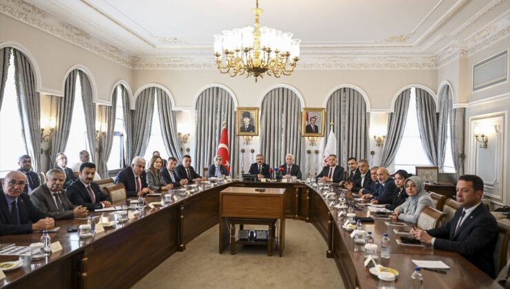 TBMM Okul Saldırılarının Nedenlerini Araştırma Komisyonu İstanbul’da toplandı