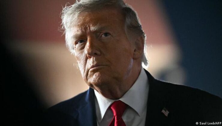Trump: Gemilere verilen hasar İran’ın dondurulmuş parasıyla ödenecek